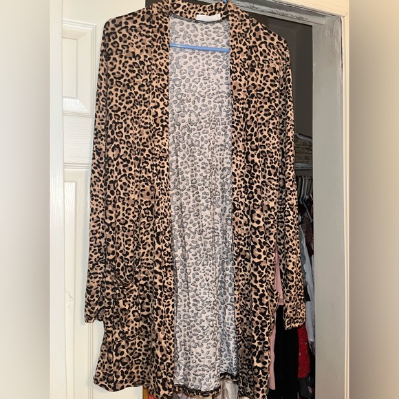 Women’s Leopard Pocket Cardigan - size small- **NEVER WORN** - Picture 1 of 3